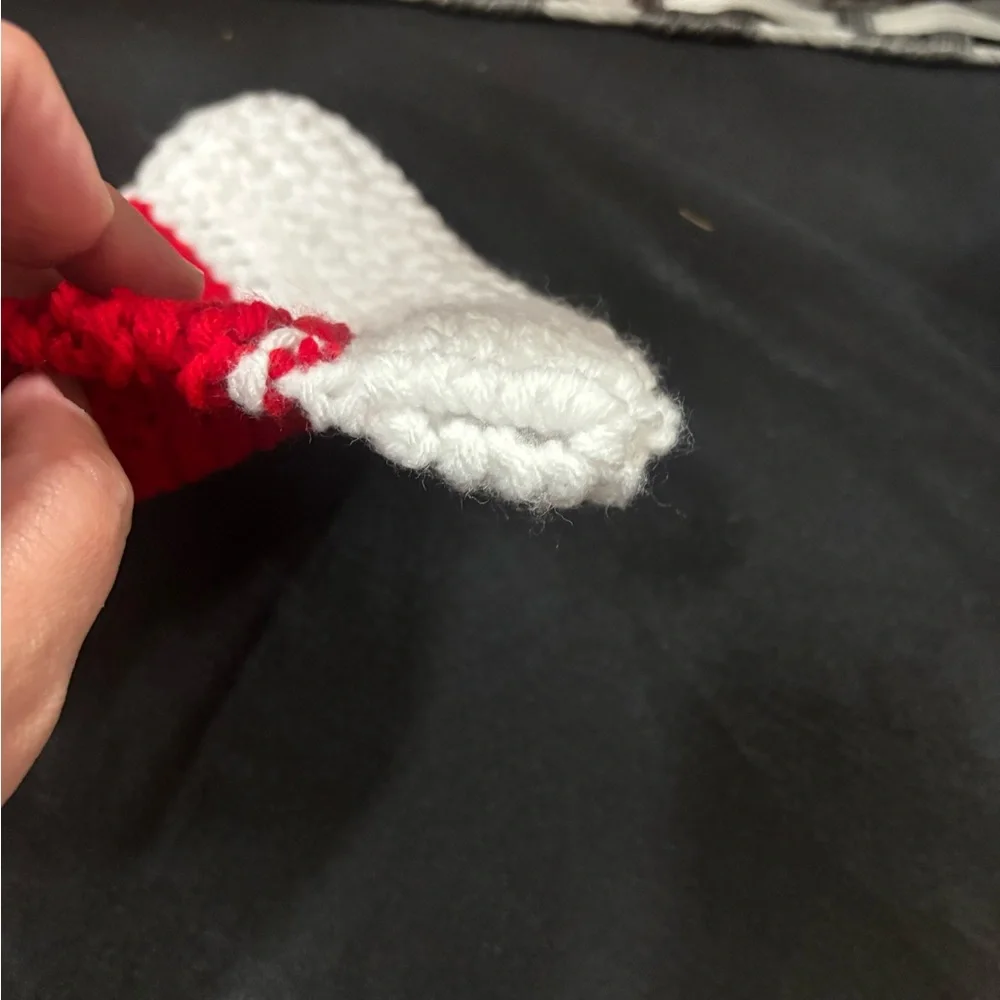 NWOT Large Knit Santa Dog Bandana